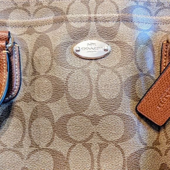 Coach Classic Monogram Diaper Bag With Leather Trim EUC - Picture 7 of 7